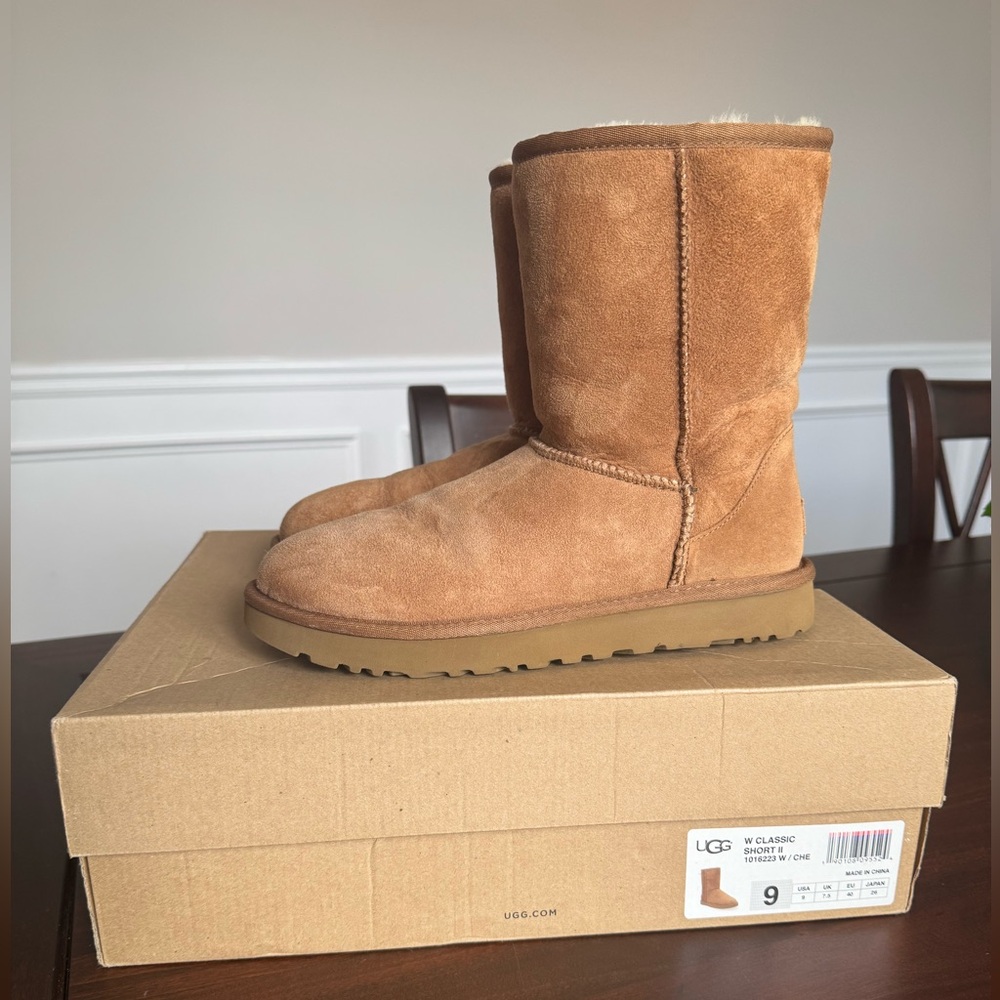 UGG Short II Boots